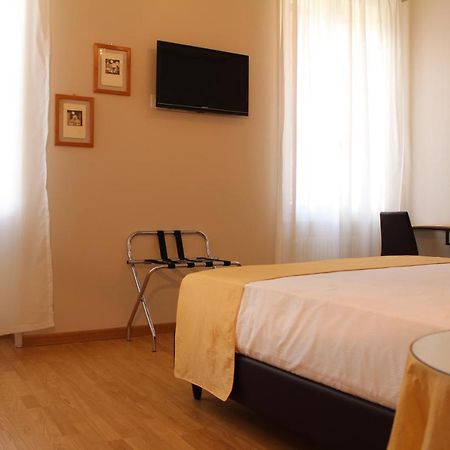 B&B Cangrande Di Danese-Viviani Verona Exterior foto